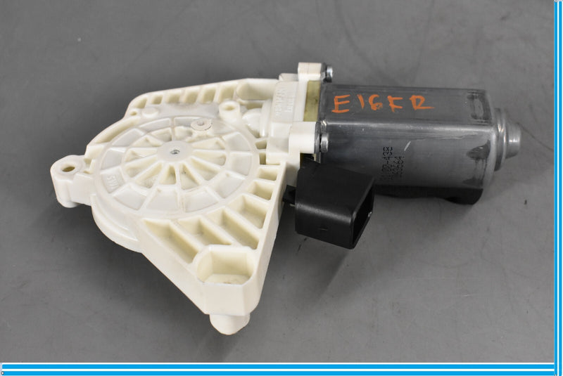 Load image into Gallery viewer, 14-18 Mercedes CLA250 C117 Front Right Side Door Window Regulator Motor Oem
