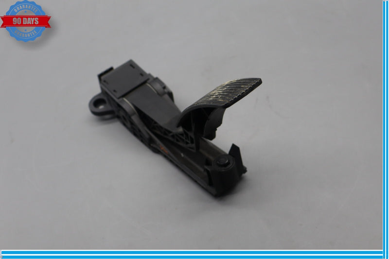 Load image into Gallery viewer, 06-13 Mercedes W164 GL550 GL450 Gas Throttle Pedal Accelerator 1643000004 Oem