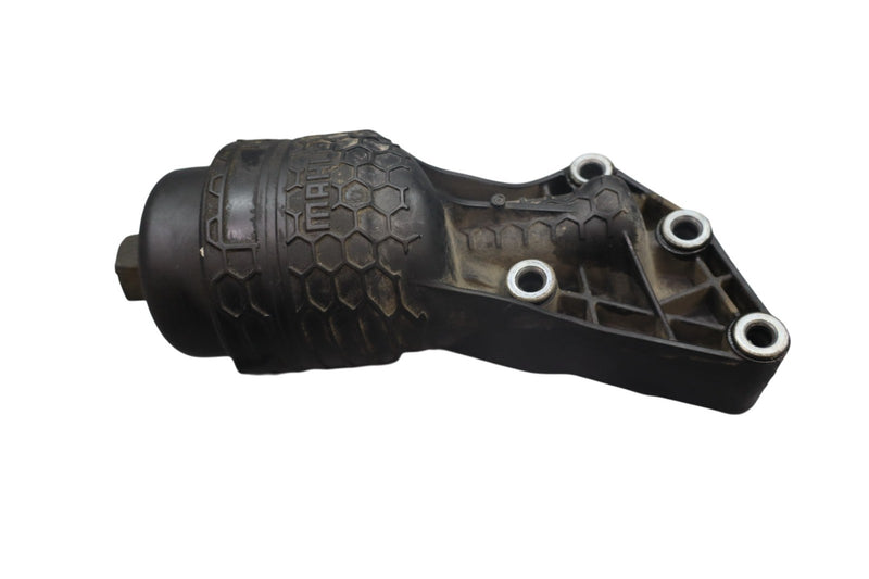 Load image into Gallery viewer, 17-20 Hyundai Genesis G80 3.8L Engine Oil Filter Housing Assembly Mahle Oem