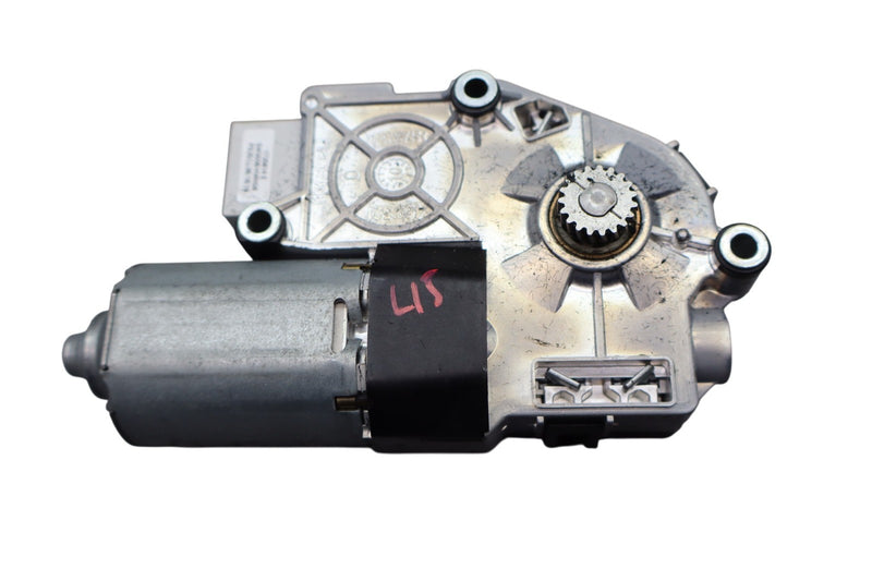 Load image into Gallery viewer, 11-18 Porsche Cayenne 958 Hybrid S / Turbo Roof Sun Shade Roller Blind Motor Oem