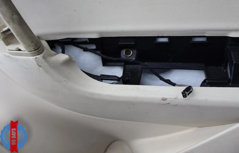 Load image into Gallery viewer, 11-14 Volkswagen Touareg Rear Right Passenger Side Interior Door Panel Trim Oem