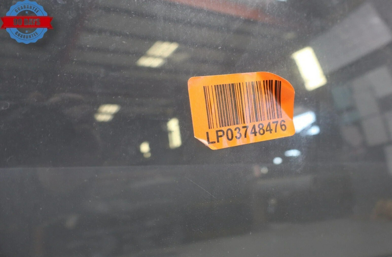 Load image into Gallery viewer, 00-06 Mercedes W215 CL500 CL55 Front Right Passenger Side Door Window Glass Oem