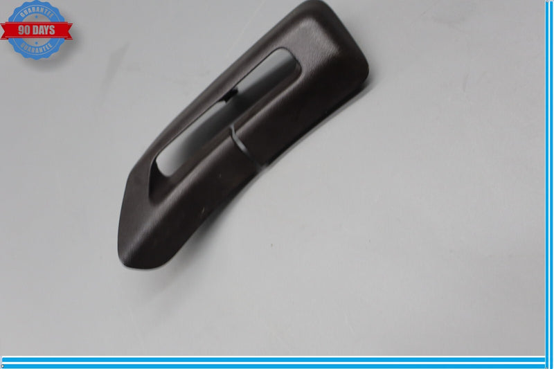 Load image into Gallery viewer, 07-15 Jaguar X150 XK XKR Front Right Side Seatbelt Bezel Cover LEG Oem