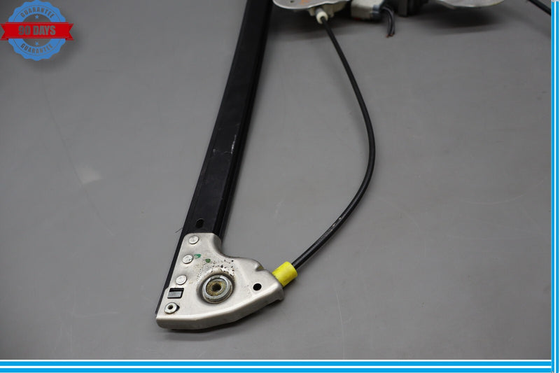Load image into Gallery viewer, 10-12 Range Rover L322 Front Right Side Door Power Window Regulator W/ Motor Oem