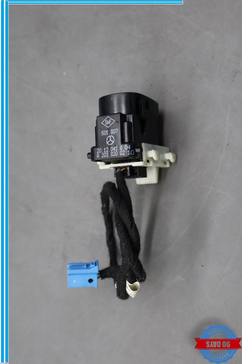 Load image into Gallery viewer, 01-09 Mercedes CLK320 CLK500 W209 Right Side Window Regulator Switch Oem