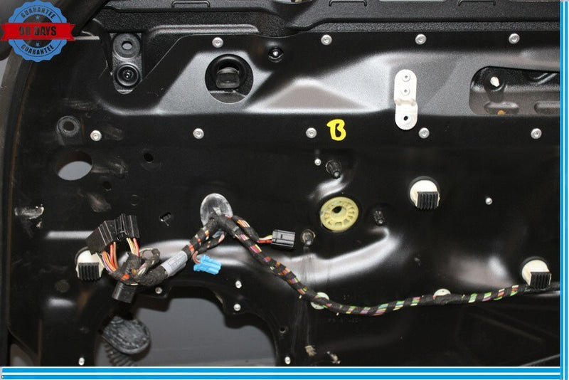 Load image into Gallery viewer, 10-16 Porsche Panamera 970 Front Right Side Door Window Regulator Panel Oem