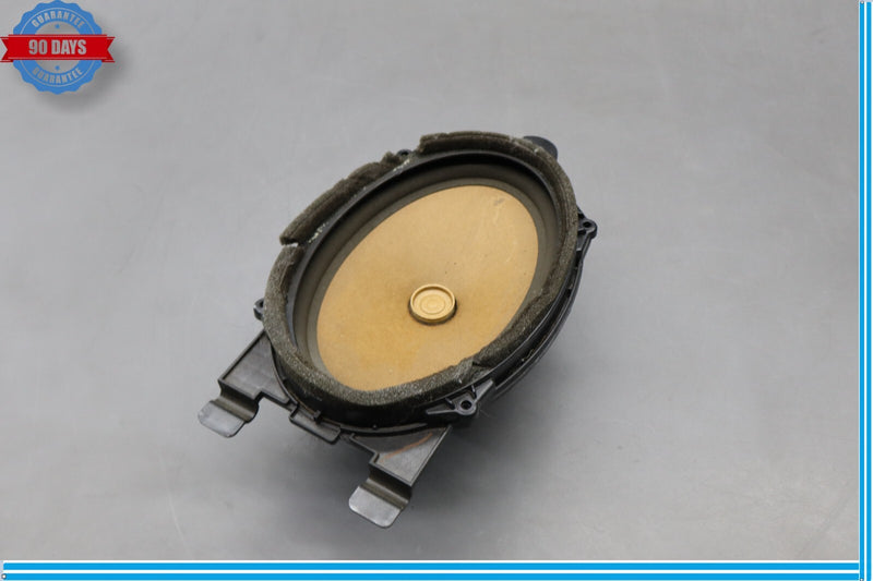 Load image into Gallery viewer, 10-13 Buick Lacrosse CXL Left Or Right Side Inner Package Tray Sound Speaker Oem