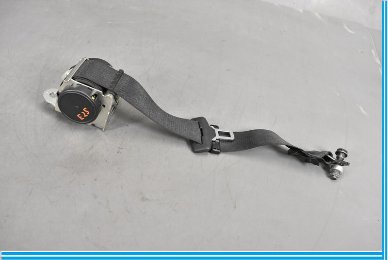 Load image into Gallery viewer, 14-19 Maserati Ghibli Rear 2nd Row Center Middle Seat Belt Retractor Oem