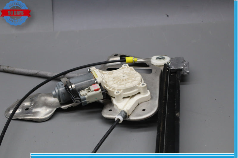 Load image into Gallery viewer, 10-12 Range Rover L322 Front Right Side Door Power Window Regulator W/ Motor Oem