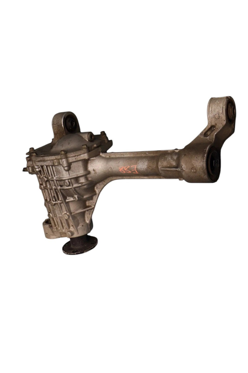 Load image into Gallery viewer, 11-17 Infiniti QX80 QX56 4WD Front Diff Differential Axle Carrier Assembly OEM