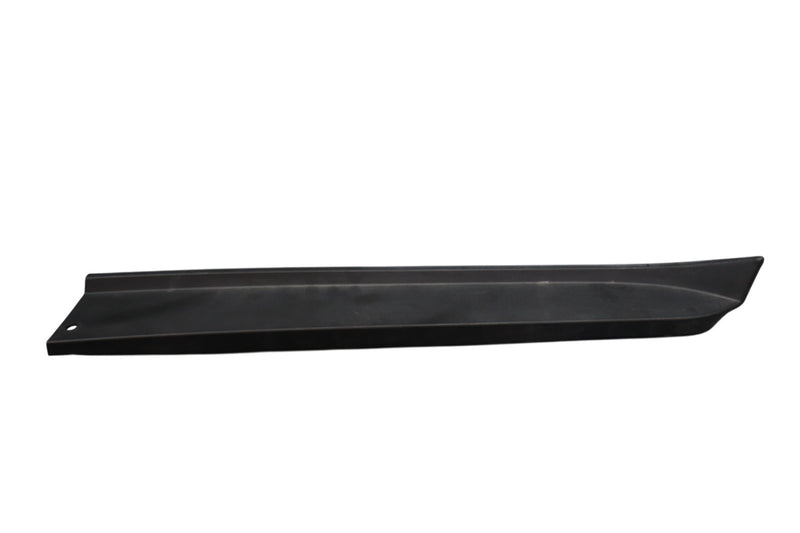 Load image into Gallery viewer, 15-20 Hyundai Genesis Front Right Side Fender Seal Trim Ledge Cover Oem