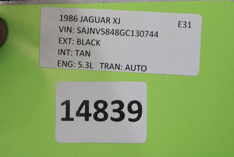 Load image into Gallery viewer, 84-95 Jaguar XJS Front Engine Motor Cooling Radiator Assembly MHE4190CA Oem