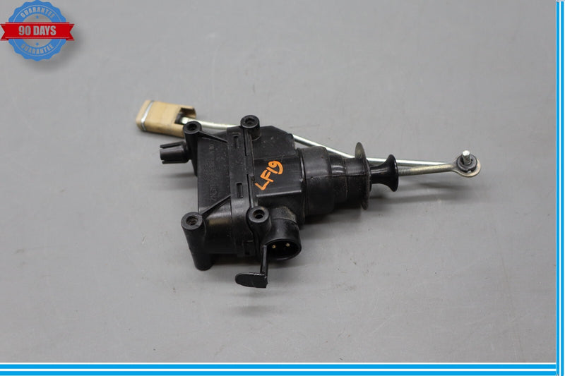 Load image into Gallery viewer, 97-02 Mercedes R129 SL320 SL500 Left Driver Side Door Lock Actuator Only Oem