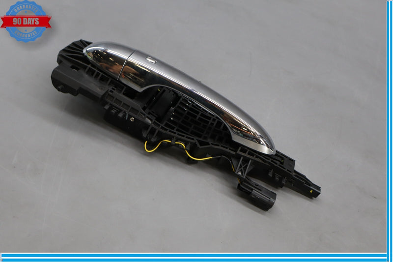 Load image into Gallery viewer, 14-17 Maserati Ghibli Front Right Passenger Side Exterior Door Handle Oem