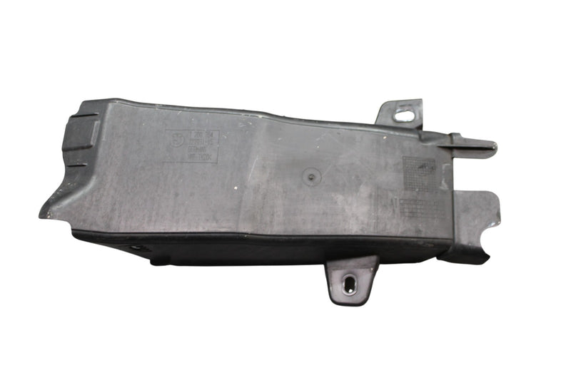 Load image into Gallery viewer, 11-13 BMW 528i 535i 550i GT Front Right Lower Brake Air Vent Duct Channel Oem