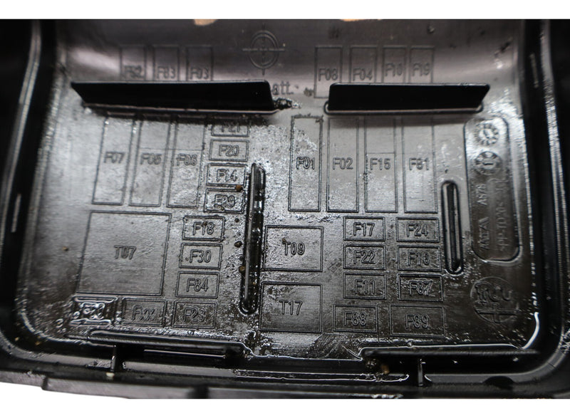 Load image into Gallery viewer, 17-20 Alfa Romeo Giulia 952 Front Right Floor Fuse Box Lid Cover 50547168 Oem