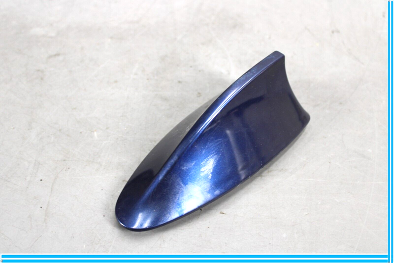 Load image into Gallery viewer, 09-15 BMW 750Li F01 F02 Upper Roof Shark Fin Antenna Trim Cover Oem