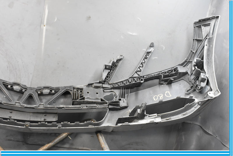 Load image into Gallery viewer, 10-13 Mercedes E350 E550 Front Bumper Cover Panel Assembly Oem