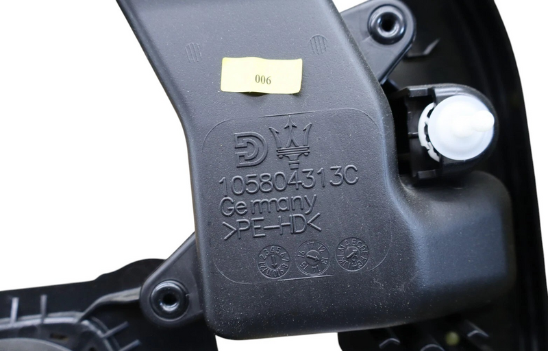 Load image into Gallery viewer, 14-22 Maserati Ghibli M157 Front Right Side Interior Door Panel 105804313C Oem