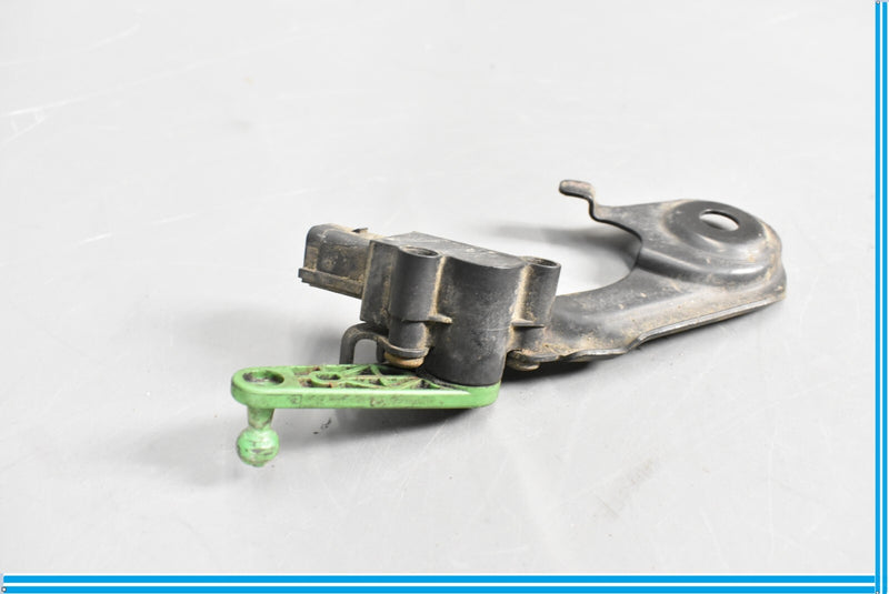 Load image into Gallery viewer, 11-17 Audi A8 L Quattro Headlight Side Height Level Sensor 4H0941310C Oem