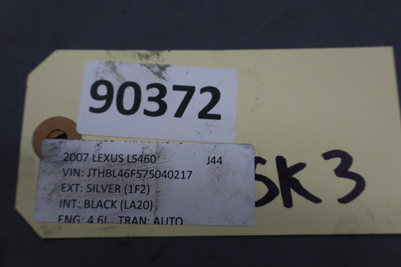 Load image into Gallery viewer, 07-17 Lexus LS460 USF40 LS600h Rear Right Passenger Spindle Knuckle Hub Oem
