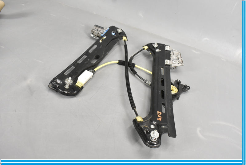 Load image into Gallery viewer, 12-18 Mercedes CLS550 Rear Left Driver Door Window Regulator Oem