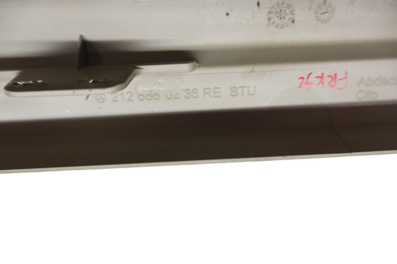 Load image into Gallery viewer, 10-18 Mercedes CLS550 E350 Front Right Door Sill Scuff Plate Trim Cover Oem