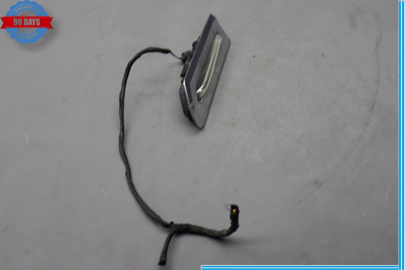 Load image into Gallery viewer, 09-12 BMW 750Li xDrive Front Right Fender Turn Indicator Signal Light Lamp Oem