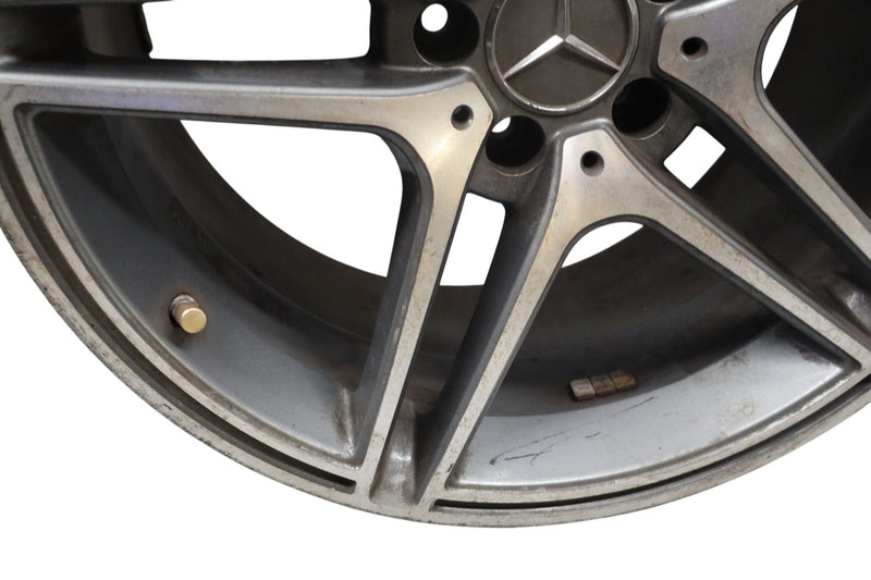 Load image into Gallery viewer, 06-16 Mercedes W212 E350 E550 Rear Axle Wheel Rim Disc 9.5JX19H2 R19 19'' Oem