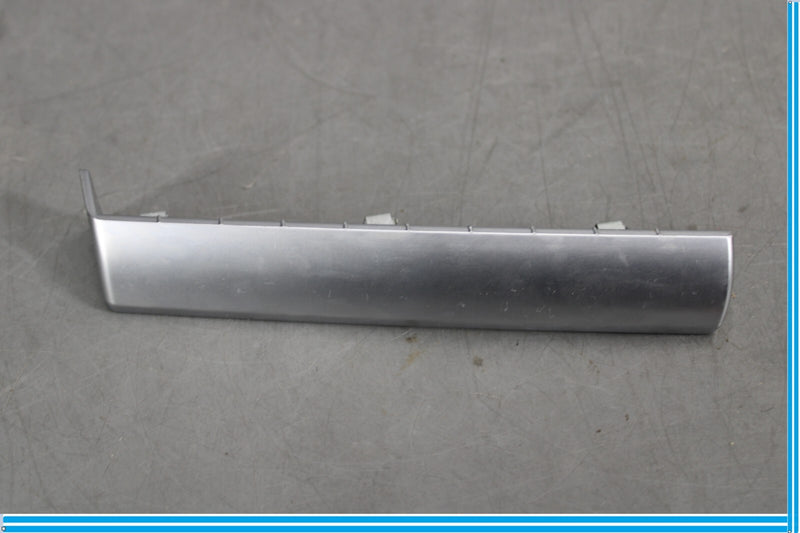 Load image into Gallery viewer, 07-13 BMW X5 E70 Front Right Passenger Side Dashboard Air Vent Lower Trim Oem