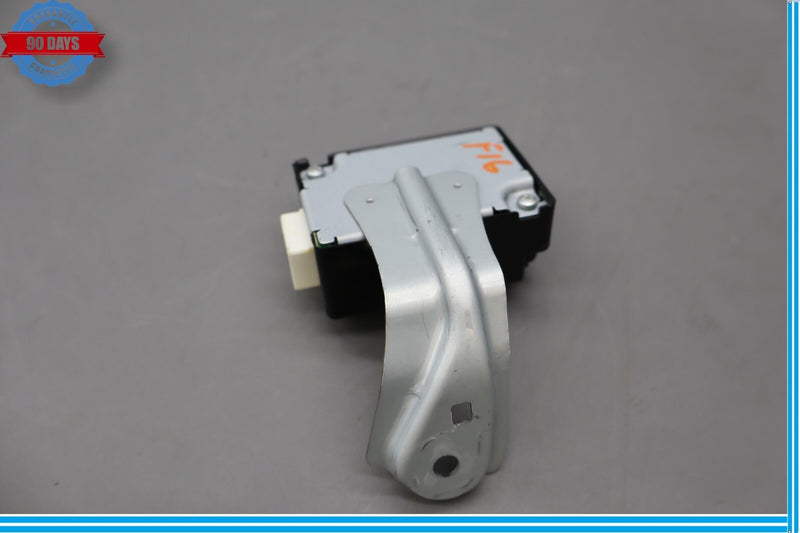 Load image into Gallery viewer, 07-12 Lexus LS460 Smart Door Control Module Receiver 89740-50060 Oem