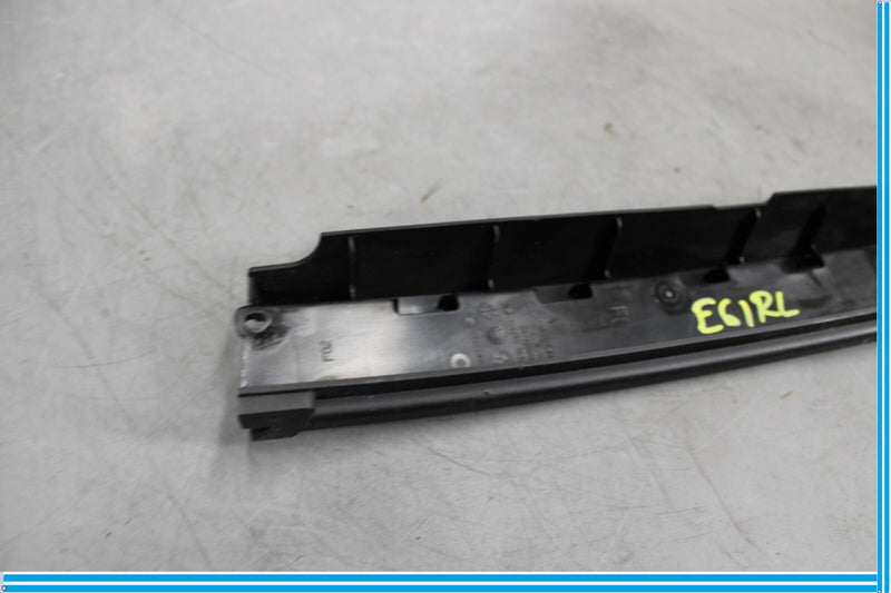 Load image into Gallery viewer, 09-15 BMW 750Li F01 F02 Rear Left Door Window Glass Sunshade Bracket Adapter Oem