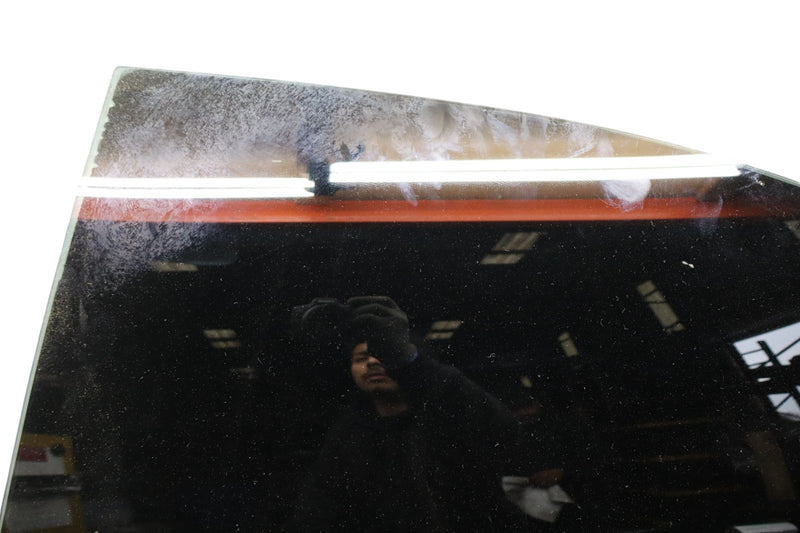 Load image into Gallery viewer, 14-22 Maserati Ghibli M157 Rear Left Driver Side Door Window Glass 670038124 Oem