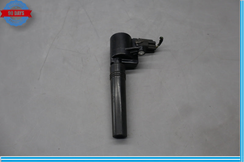 Load image into Gallery viewer, 02-05 Ford Thunderbird Engine Ignition Coil Black 23256A2 Oem