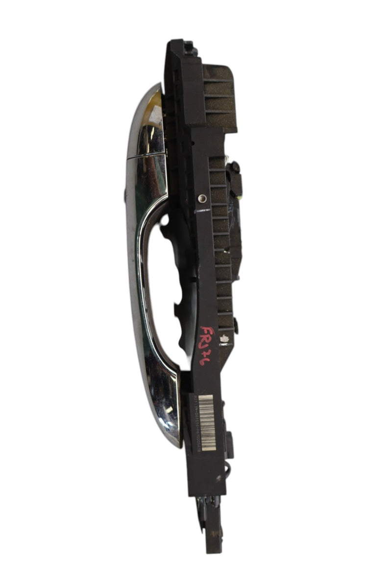 Load image into Gallery viewer, 14-22 Maserati Ghibli M157 Front Right Passenger Side Exterior Door Handle Oem