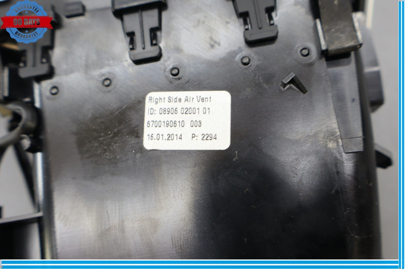 Load image into Gallery viewer, 14-19 Maserati Ghibli Front Right Side Dashboard AC Air Vent Grill Oem