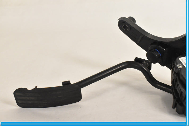 Load image into Gallery viewer, 2009-2011 Jaguar XF Accelerator Gas Pedal 8X239F832A OEM
