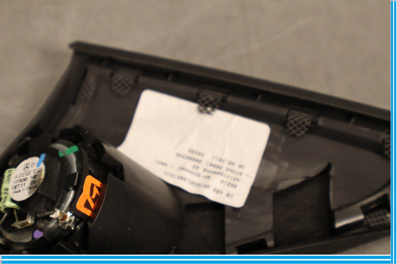 Load image into Gallery viewer, 07-20 Mercedes E350 E550 C300 Front Right Side Door Corner Cover Speaker Oem