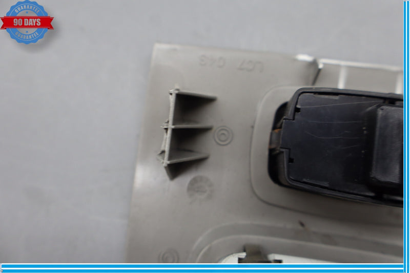 Load image into Gallery viewer, 11-18 Porsche Cayenne 958 Hybrid S Trunk Tailgate Close Button W/ Cover Oem