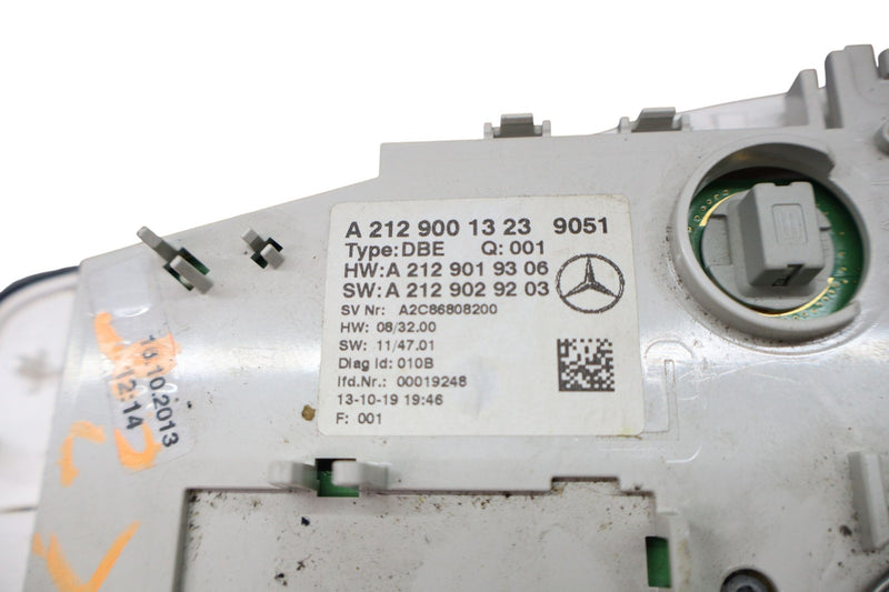Load image into Gallery viewer, 06-18 Mercedes W212 E350 CLS550 Front Overhead Dome Light Lamp A2129001709 Oem