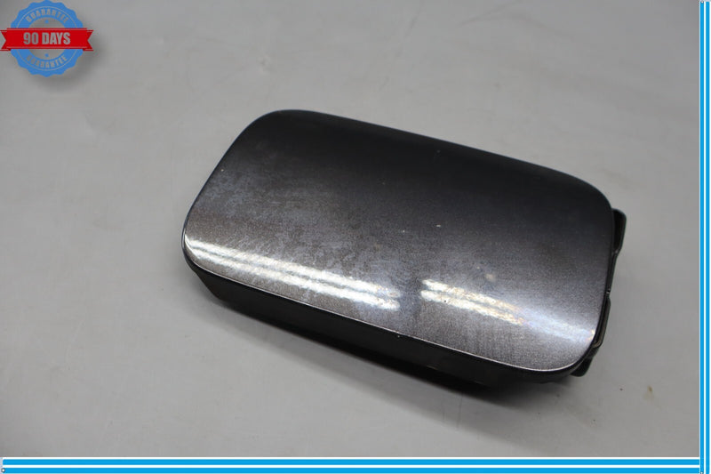 Load image into Gallery viewer, 96-02 Mercedes W210 E430 E320 Fuel Gas Tank Door Lid Cover Black Oem
