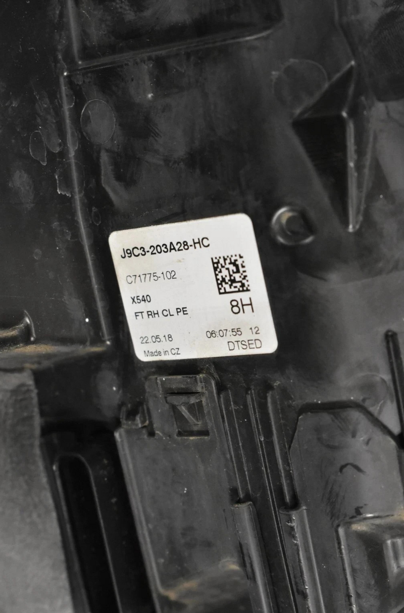 Load image into Gallery viewer, 18-23 Jaguar E-Pace Front Right Passenger Side Door Latch Lock Actuator Oem