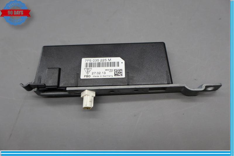Load image into Gallery viewer, 11-18 Porsche Cayenne Rear Left Side Antenna Amplifier Booster AMP Module Oem