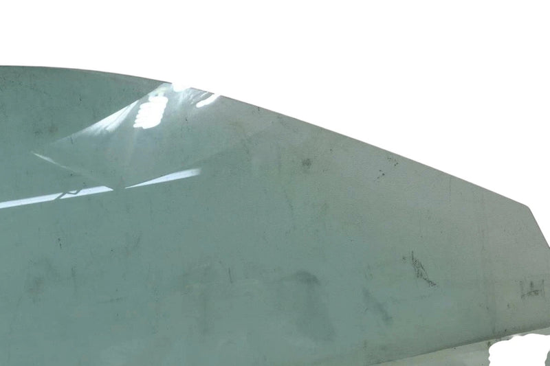 Load image into Gallery viewer, 08-11 Mercedes C300 W204 Front Right Passenger Side Door Glass 43R001582 OEM