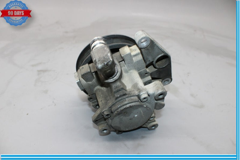 Load image into Gallery viewer, 08-11 Mercedes Benz W204 C250 C300 C350 Power Steering Pump Assembly 0054669 Oem