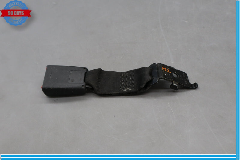 Load image into Gallery viewer, 07-13 BMW X5 E70 Rear Center 2nd Row Seat Belt Seatbelt Buckle Receiver Oem
