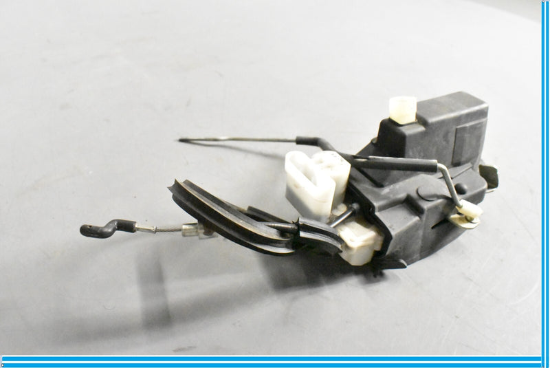 Load image into Gallery viewer, 04-13 Maserati Quattroporte M139 Rear Left Driver Door Lock Latch Actuator Oem
