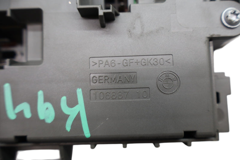 Load image into Gallery viewer, 09-16 BMW E89 Z4 Front Dashboard Power Distributor Fuse Box Assembly 9154970 Oem