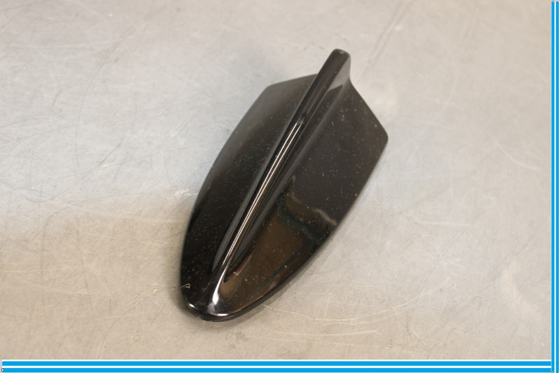 Load image into Gallery viewer, 07-13 BMW X5 E70 Rear Roof Shark Fin Antenna Cover Black 018639 Oem