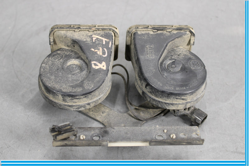 Load image into Gallery viewer, 10-13 Land Range Rover Sport Dual Tone Note Horn Signal Oem